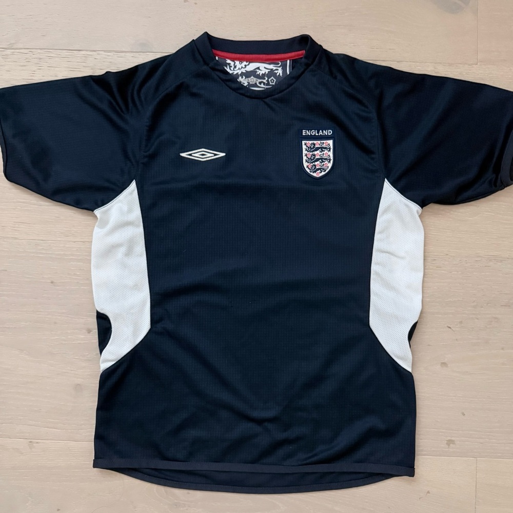Kids Umbro Black and White England Soccer Shirt